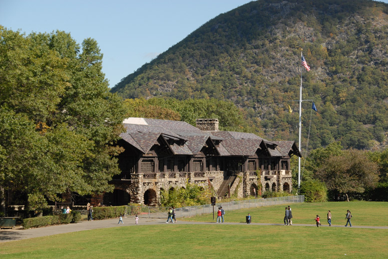 Bear Mountain State Park is situated in rugged mountains rising from the west bank of the Hudson River. The park features a large play field, shaded picnic groves, lake and river fishing access, a swimming pool, Trailside Musueums and Zoo, hiking, biking and cross-country ski trails. An outdoor rink is open to ice skaters from late October through mid-March. The Perkins Memorial Tower atop Bear Mountain affords spectacular views of the park, the Hudson Highlands and Harriman State Park. Perkins Memorial Drive and Tower are open from April through late November, weather permitting. Contact Information:
PO Box 427, 3006 Seven Lakes Drive
Bear Mountain, NY 10911
Phone: (845) 786-2701